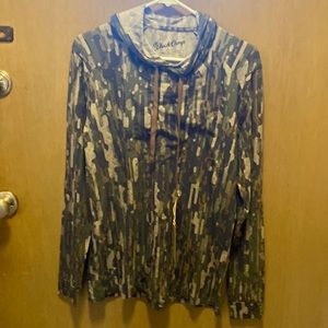 Duck Camp camouflage long sleeve hooded bamboo lightweight shirt size small nwt
